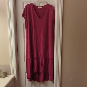 DownEast Berry V-Neck High-Low Ruffle Hem Dress